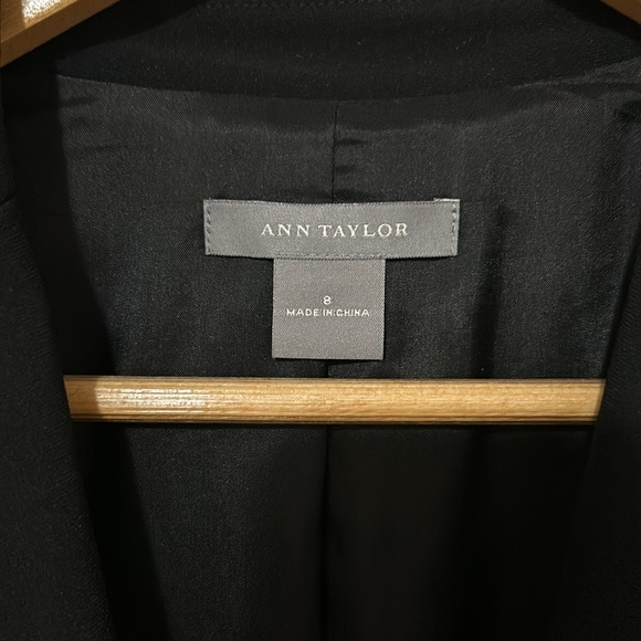 Ann Taylor 3 Button Black Blazer - Picture 2 of 10